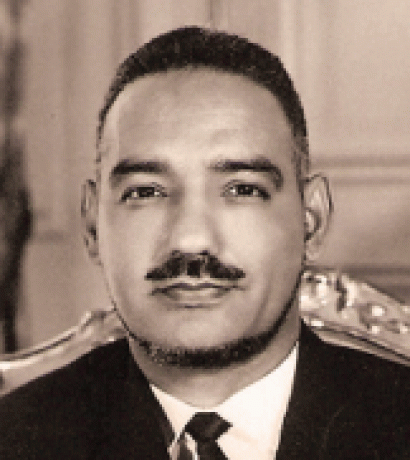 الأستاذ المختار ولد داداه أول رئيس للجمهورية الإسلامية الموريتانية 1960